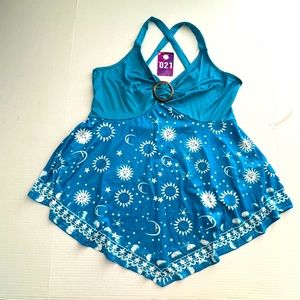 Plus Bathing suit top stretchy cross back tank top loose fit NWOT